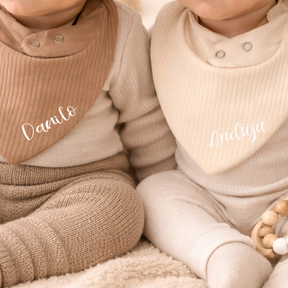 Baby Lätzchen mit Name