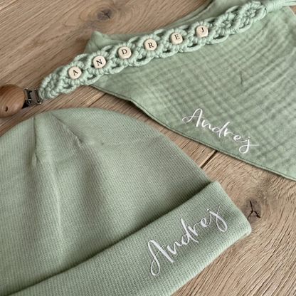 Baby Set- Mütze,Lätzchen,Schnullerkette