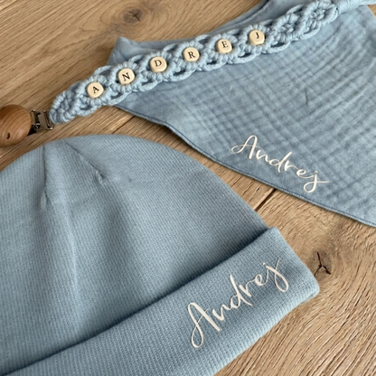 Baby Set- Mütze,Lätzchen,Schnullerkette