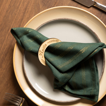 Massivholz-Serviettenringe mit persönlicher Gravur